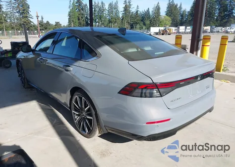 2025 Honda Accord Hybrid Touring z USA, uszkodzony, nr VIN 1HGCY2F83SA004766